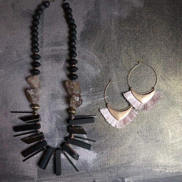 Handmade Fringe Bib Statement Necklace Gemstone - Picture 4 of 5